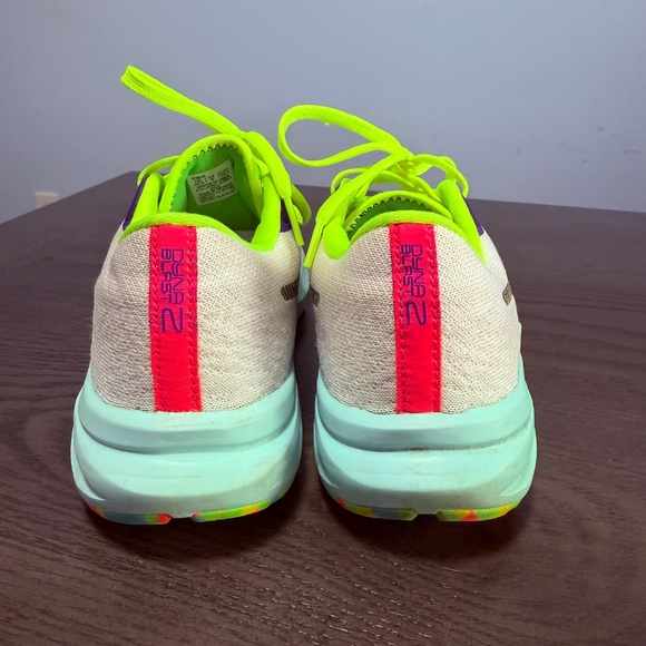 Asics Dynablast 2 Women's Running Shoes White 1012B248 Size 8 - Picture 5 of 10